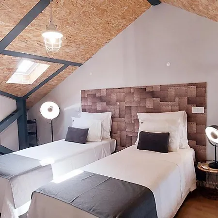 7 Styles By Raspberry Cascade Apartment *