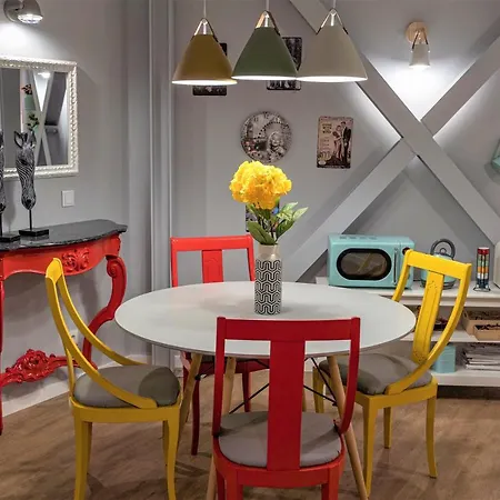 7 Styles By Raspberry Cascade 파로