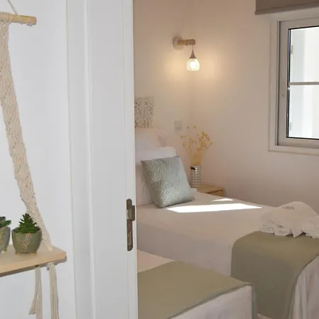 Apartman 7 Styles By Raspberry Cascade *