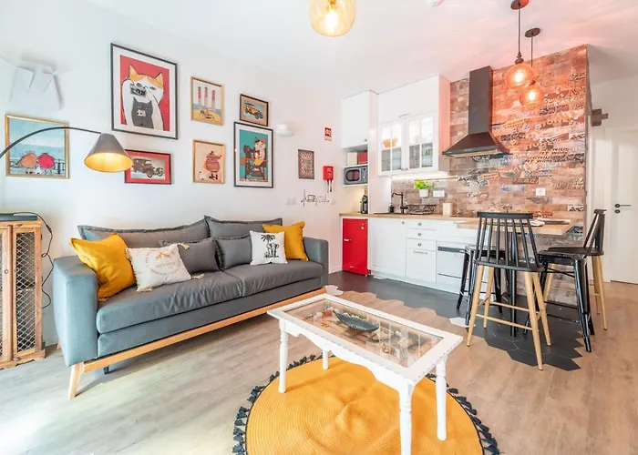 Apartment 7 Styles By Raspberry Cascade