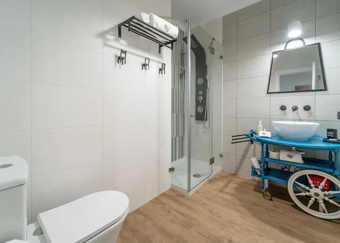 Apartment 7 Styles By Raspberry Cascade Faro