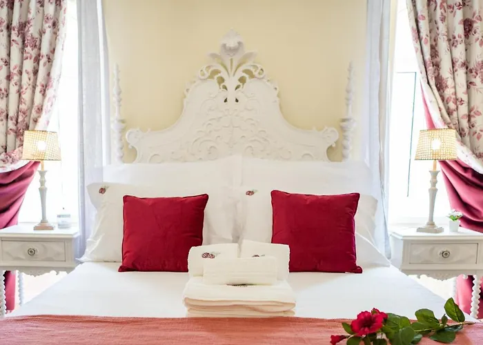 Apartment 7 Styles By Raspberry Cascade Faro