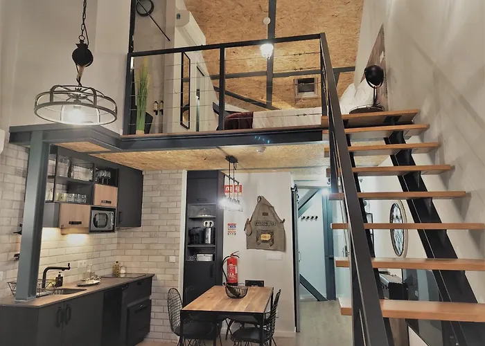 7 Styles By Raspberry Cascade Apartment *